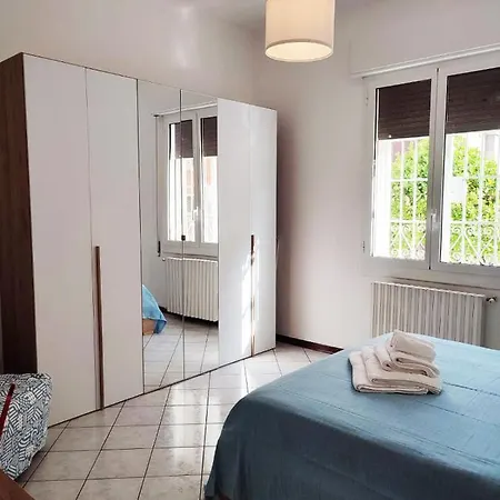 Apartment Calvart 11 4+1 Guest